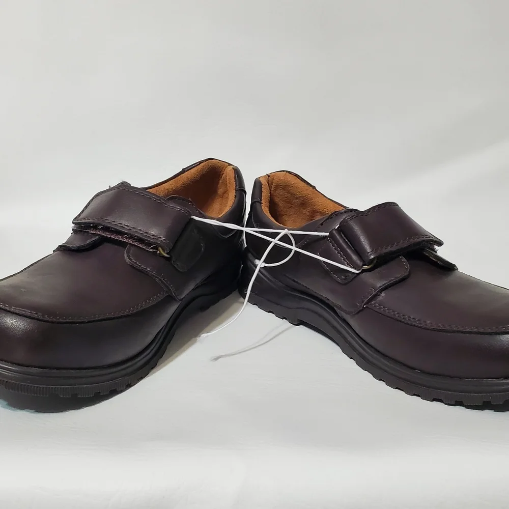Childrens Place Brown Loafers Hook and Loop Shoes Boys Size 4